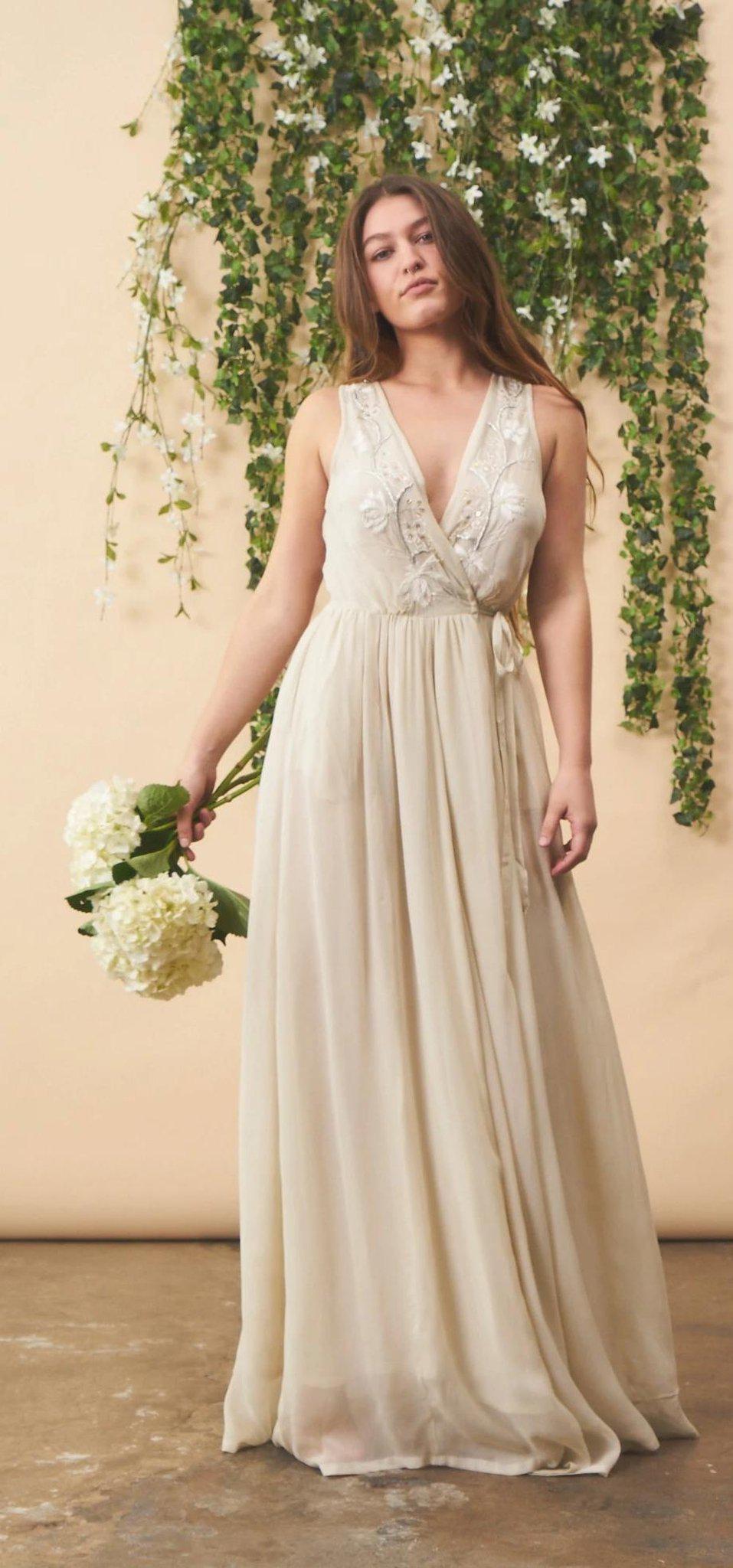 cream embroidered dress FARM Rio Nature Embroidered Cream V Neckline Tunic Maxi Dre, Cream / S